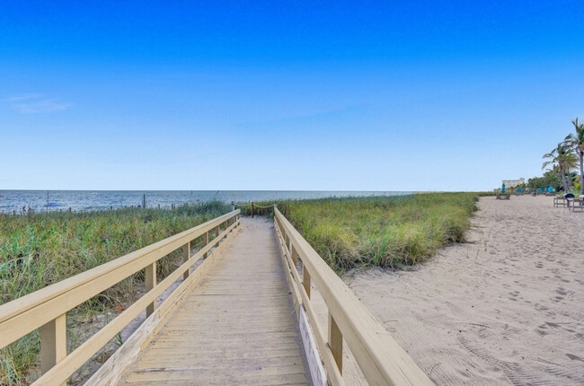 Building Photo - 5000 N Ocean Blvd