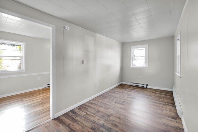 Building Photo - 3200 Flint Hill Rd