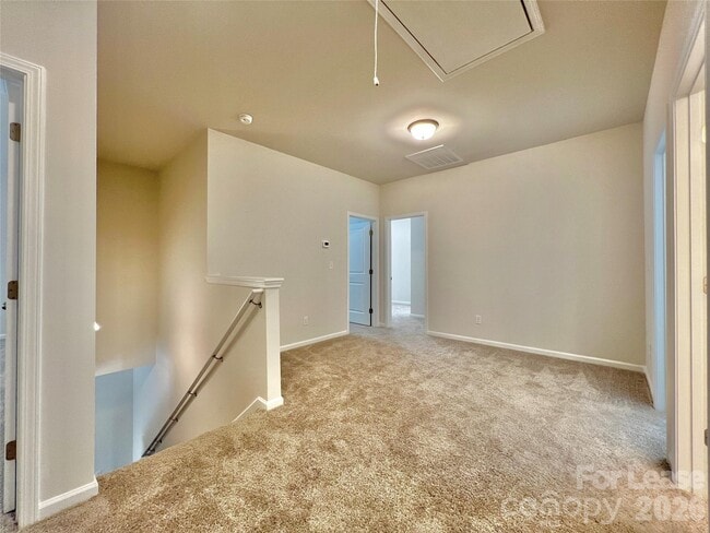 Building Photo - 1906 Gibb Xing