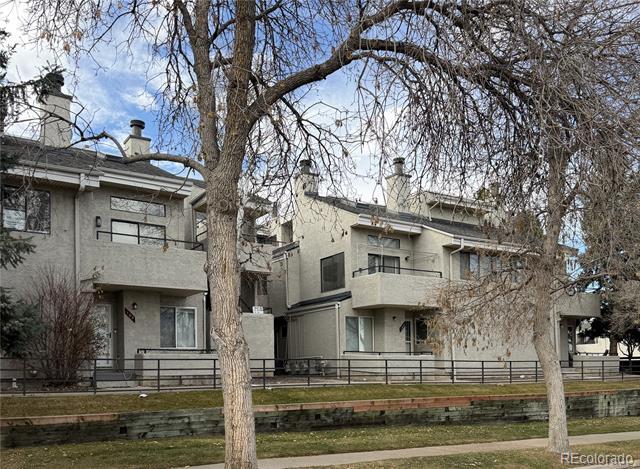 Building Photo - 1825 Kendall St