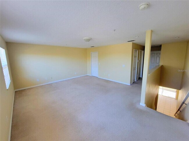 Building Photo - 9722 Moss Rose Way