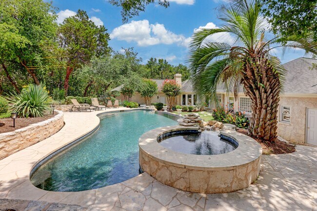 Building Photo - 102 Wood Trail