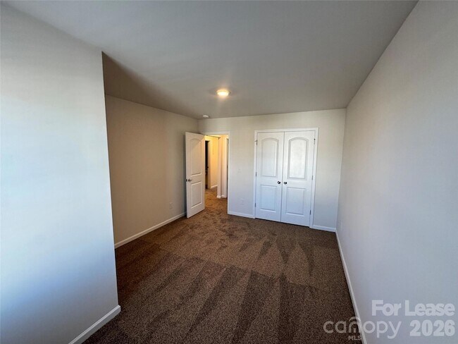 Building Photo - 1007 Maylen Trce