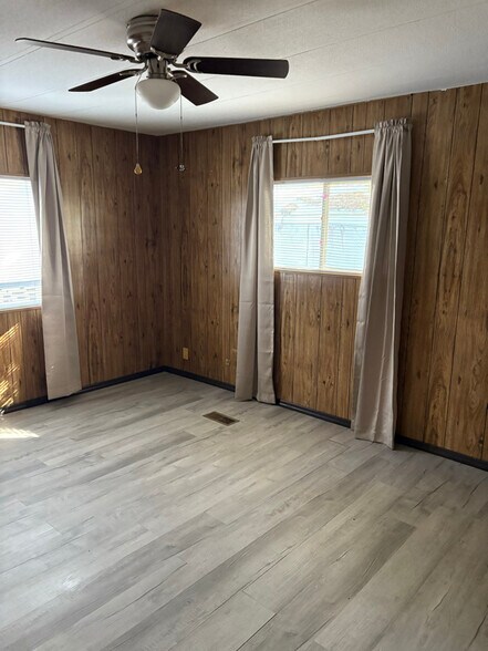 Building Photo - 3276 Mt Tabor Rd