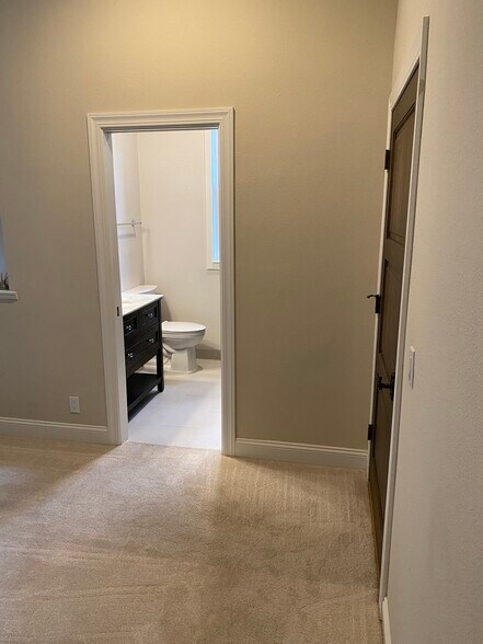 bathroom 2 - 2512 Laguna Vista Dr