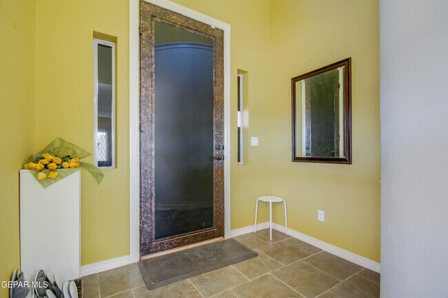 Building Photo - 14600 Christian Castle