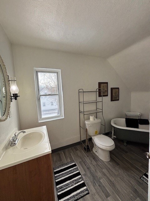 Building Photo - 2344 Elm St