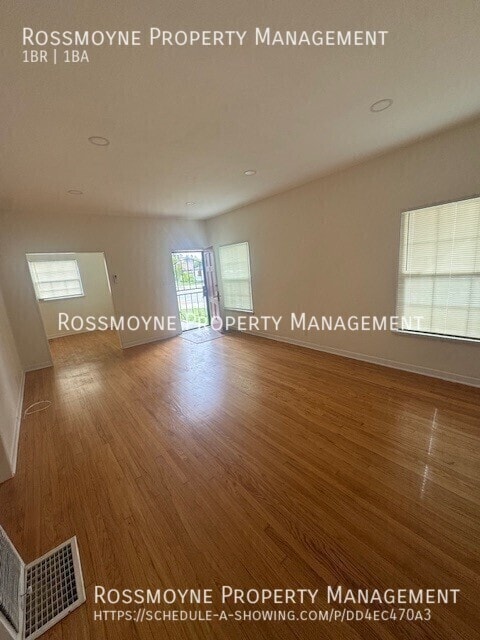 Building Photo - 747 S Chevy Chase Dr