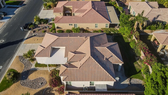 Building Photo - 42222 Revere St