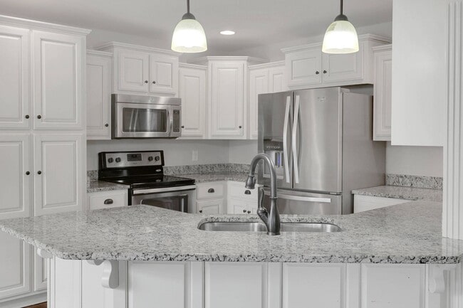 Building Photo - For Lease in Gallatin Zoned Liberty Creek Schools for Middle and High school