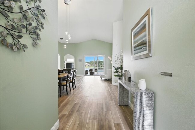 Building Photo - 13201 Luxbury Loop