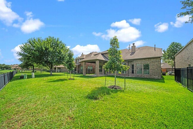 Building Photo - 4814 Peninsula Garden Way
