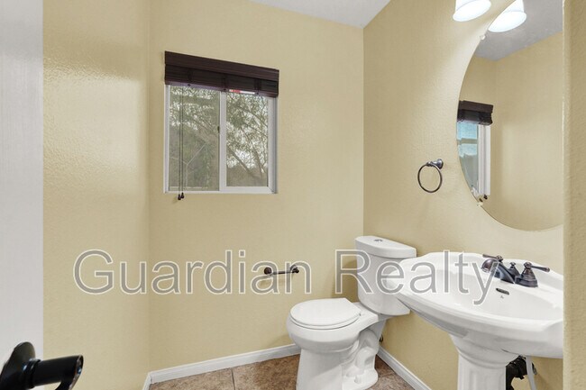 Building Photo - 6510 Samba Ave
