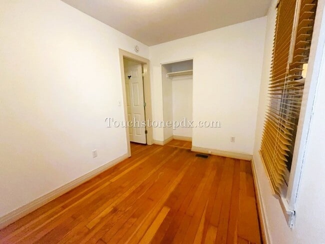 Building Photo - 2BD | 1BA Single Family Home in Woodlawn N...