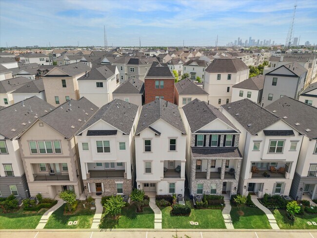 Building Photo - 930 Dunleigh Meadows Ln