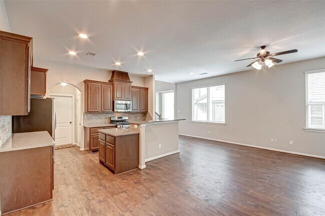 Building Photo - 26 Cheswood Manor Drive