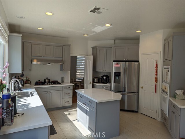 Building Photo - 18536 Vantage Pointe Dr