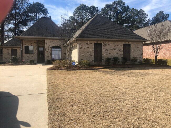 Primary Photo - 265 Fieldstone Ln