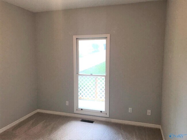 Building Photo - 104 Potomac Cir