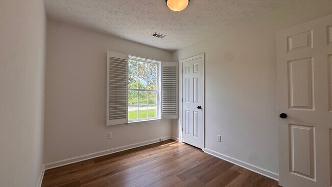 Building Photo - 6710 Pirkle Dr