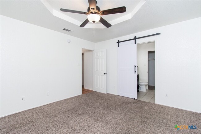 Building Photo - 1213 Fox Creek Dr