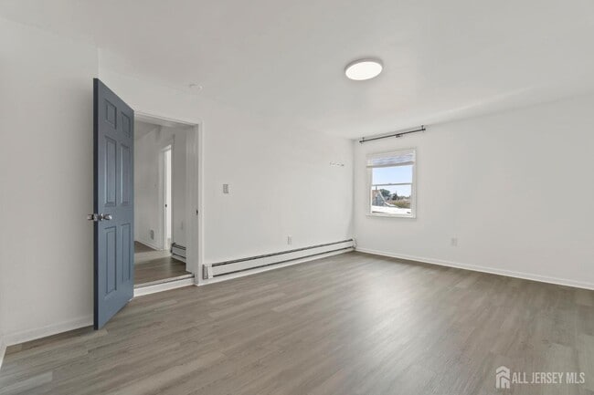 Building Photo - 23 Leick Ave