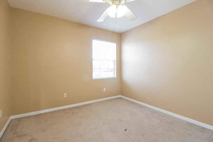Building Photo - 500 Tuten Trail