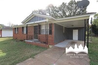 Building Photo - 1669 Hester Rd