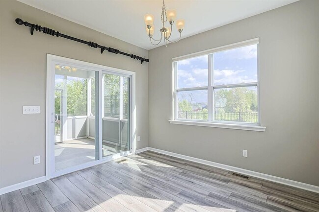 Building Photo - 6545 Cannondale Dr