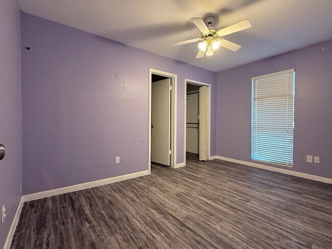 Building Photo - 2110 Lariat Trail