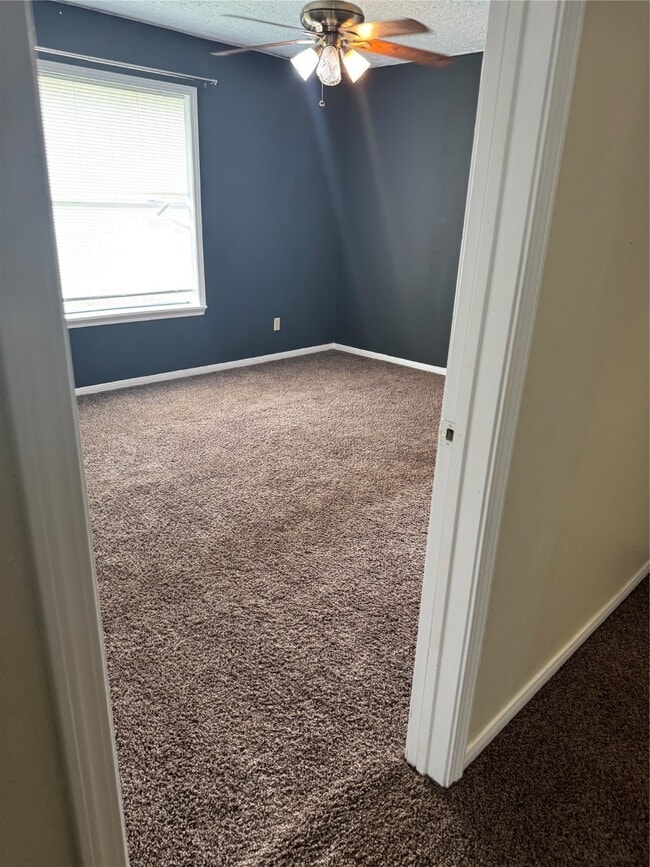 Building Photo - 11123 Cayman Mist Dr