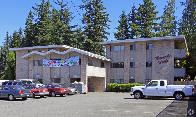 Primary Photo - Beverly Hills Apartments