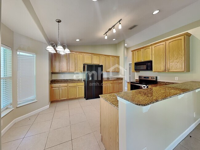 Building Photo - 6117 NW Gause Ave