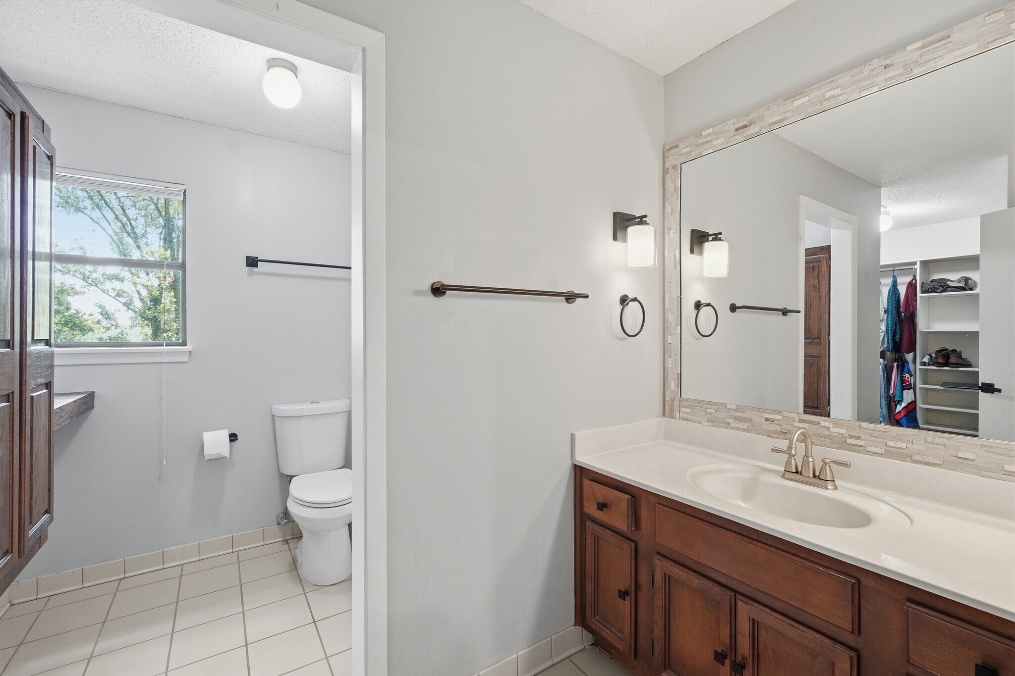 Building Photo - 3 Catina Ct