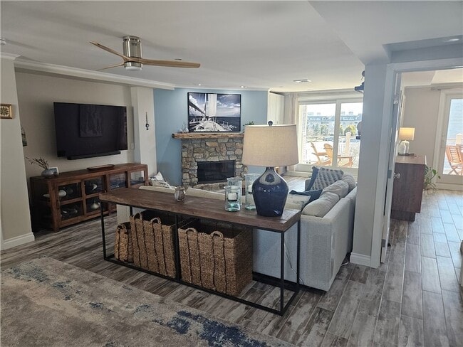 Building Photo - 31 Coddington St