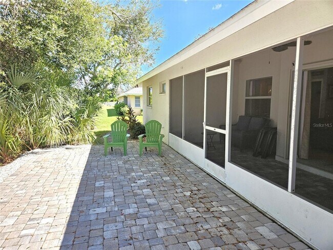 Building Photo - 1180 Palmetto Dr