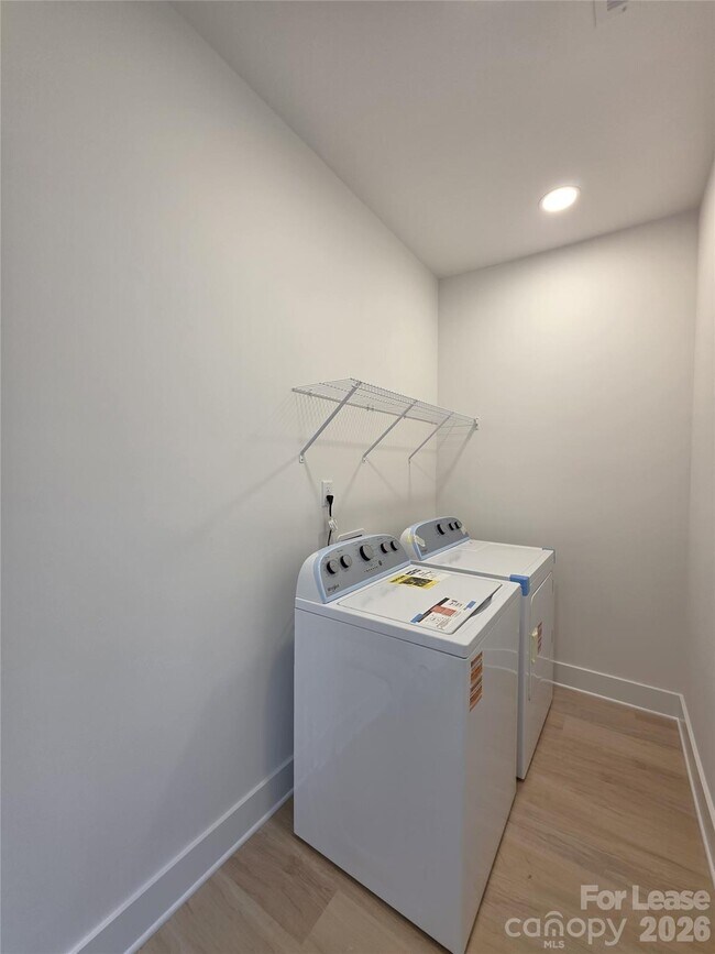 Building Photo - 1028 Patton Ave