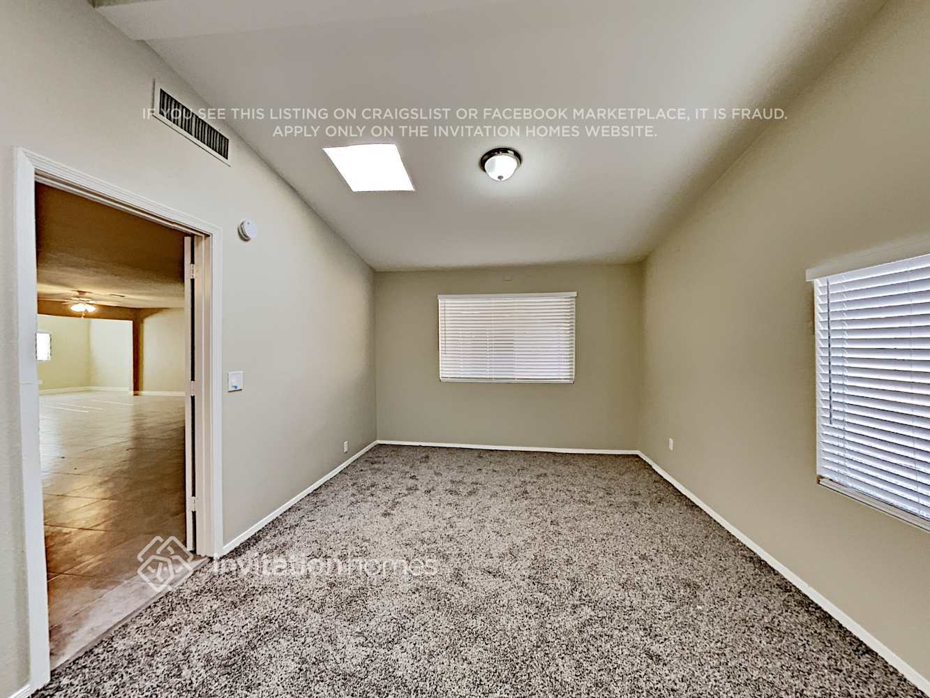 Building Photo - 3807 N 84th Ln