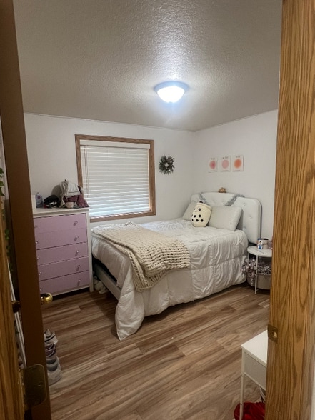 Building Photo - 118 Chickadee Dr