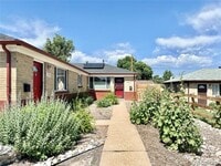Building Photo - 3287 Olive St