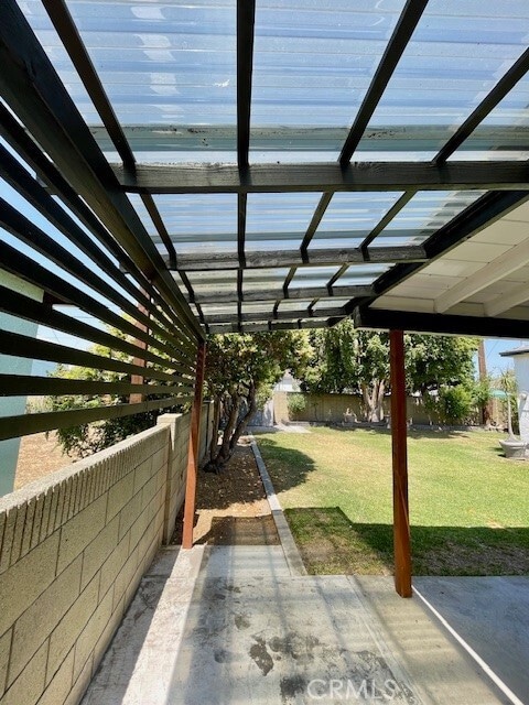 Building Photo - 5029 Montair Ave