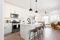 Building Photo - 20860 W Granada Rd