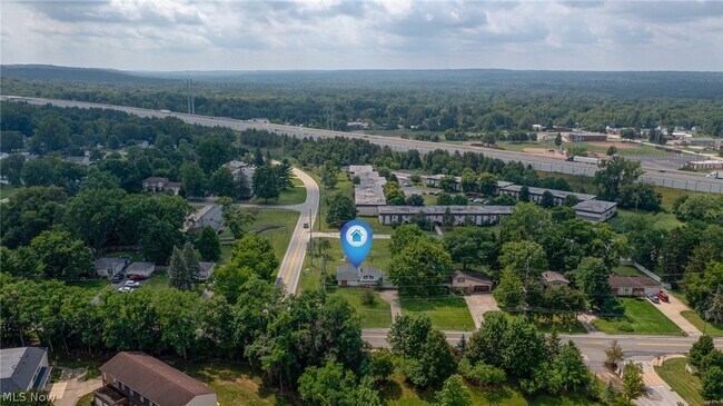 Building Photo - 9081 Royalton Rd