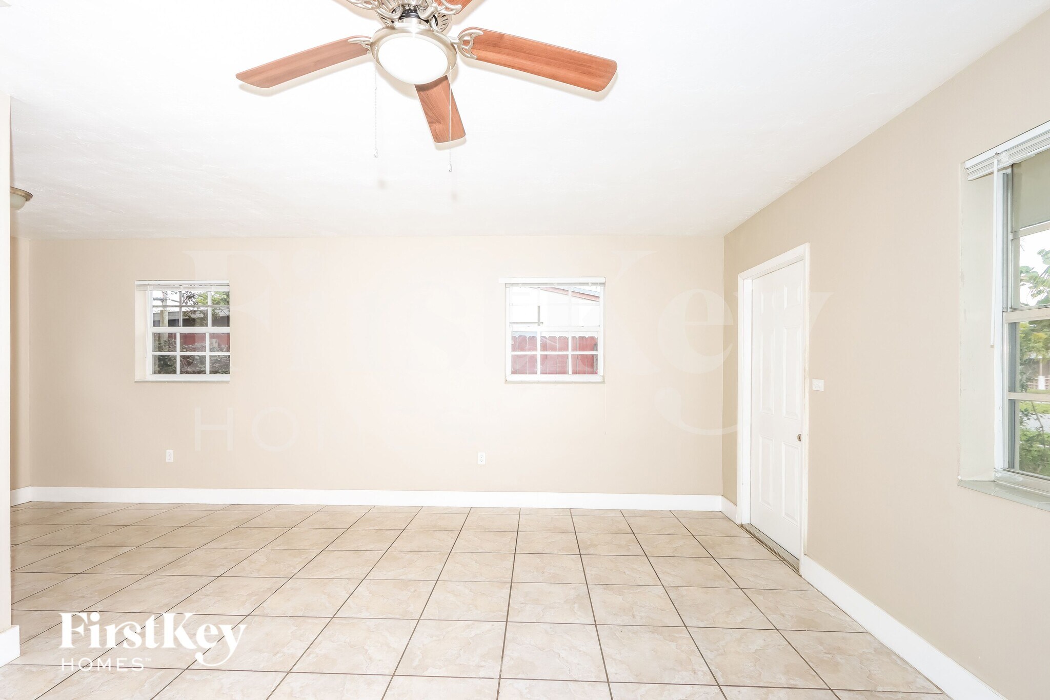 Building Photo - 1000 N 71st Ave