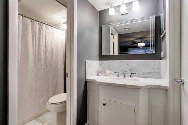 Building Photo - 3401 Timmons Ln