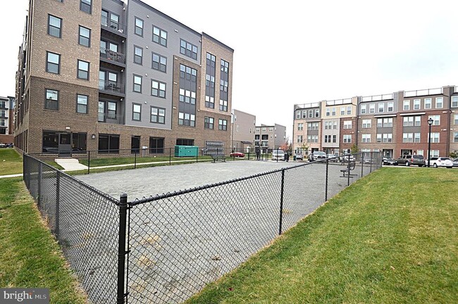 Building Photo - 21731 Dovekie Ter