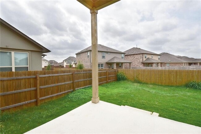 Building Photo - 1424 Brooks Way