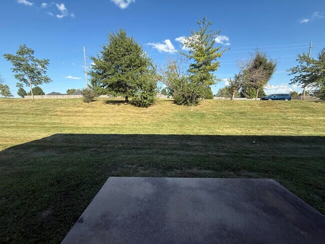 Building Photo - 4006 Snowy Owl Dr