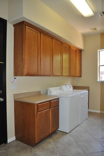 Building Photo - 1223 W Weatherby Way