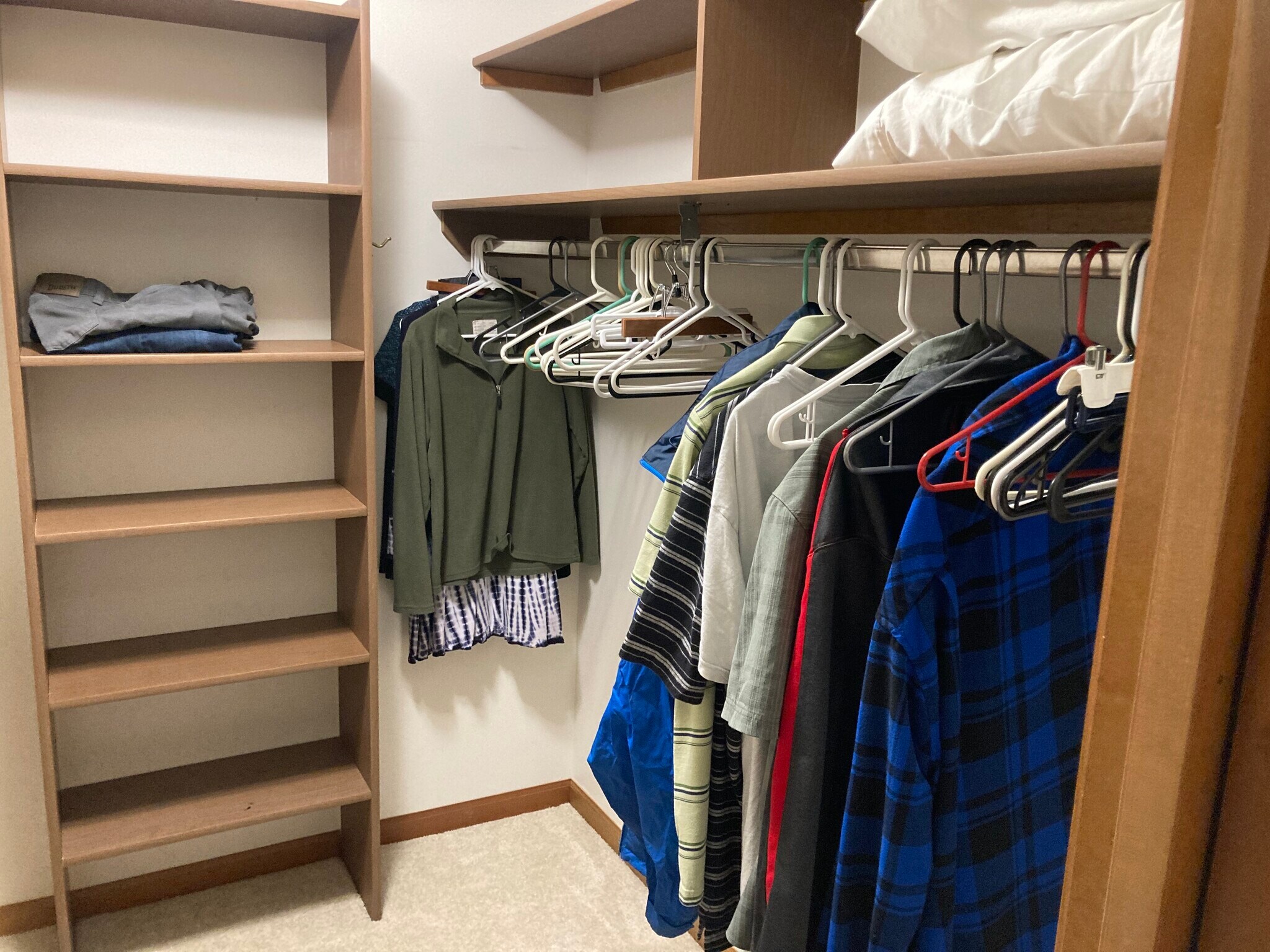 Primary bedroom closet - 1408 Kentfield Way